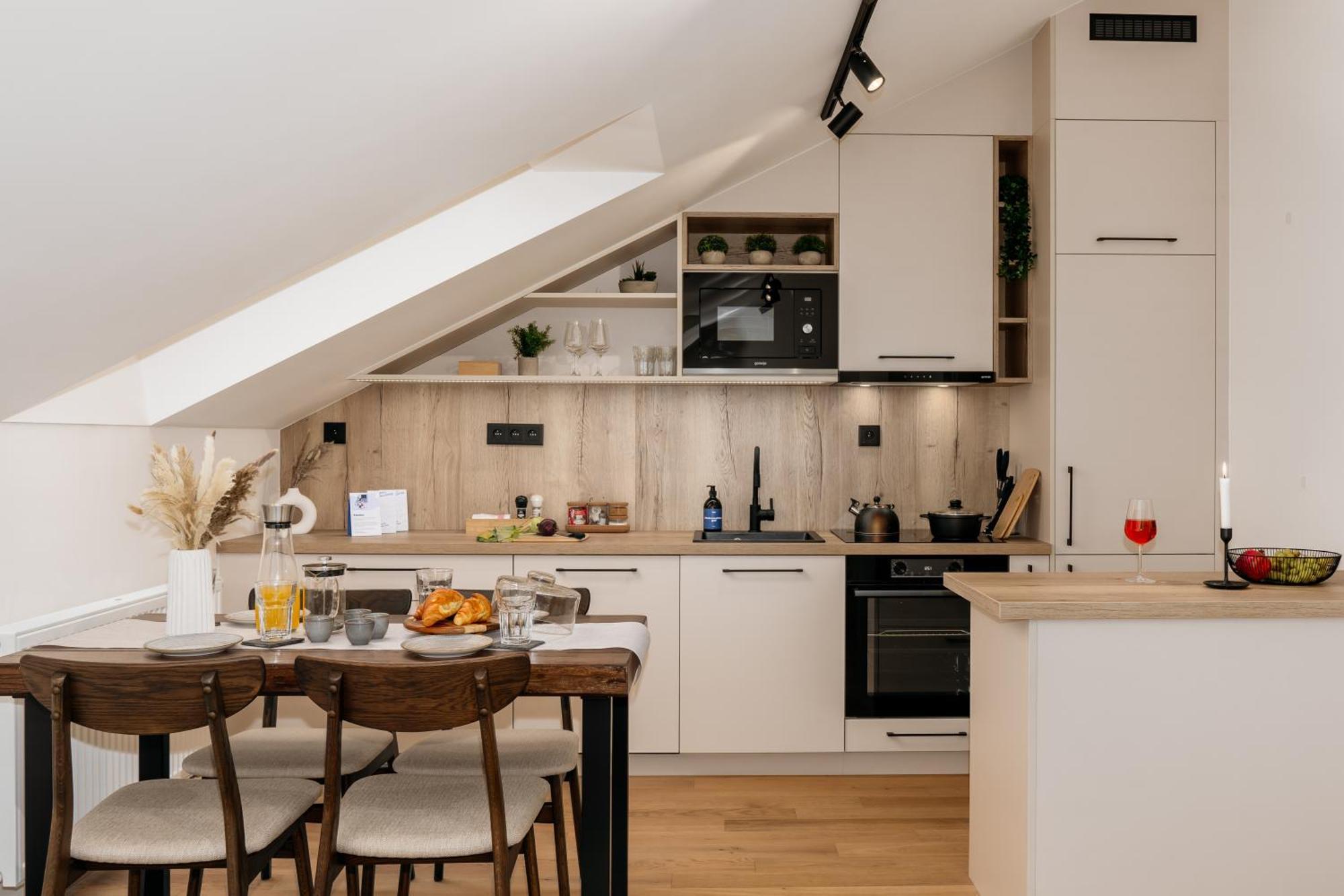Days - 2bdr - Workspace - Netflix - Quiet Area * Prague