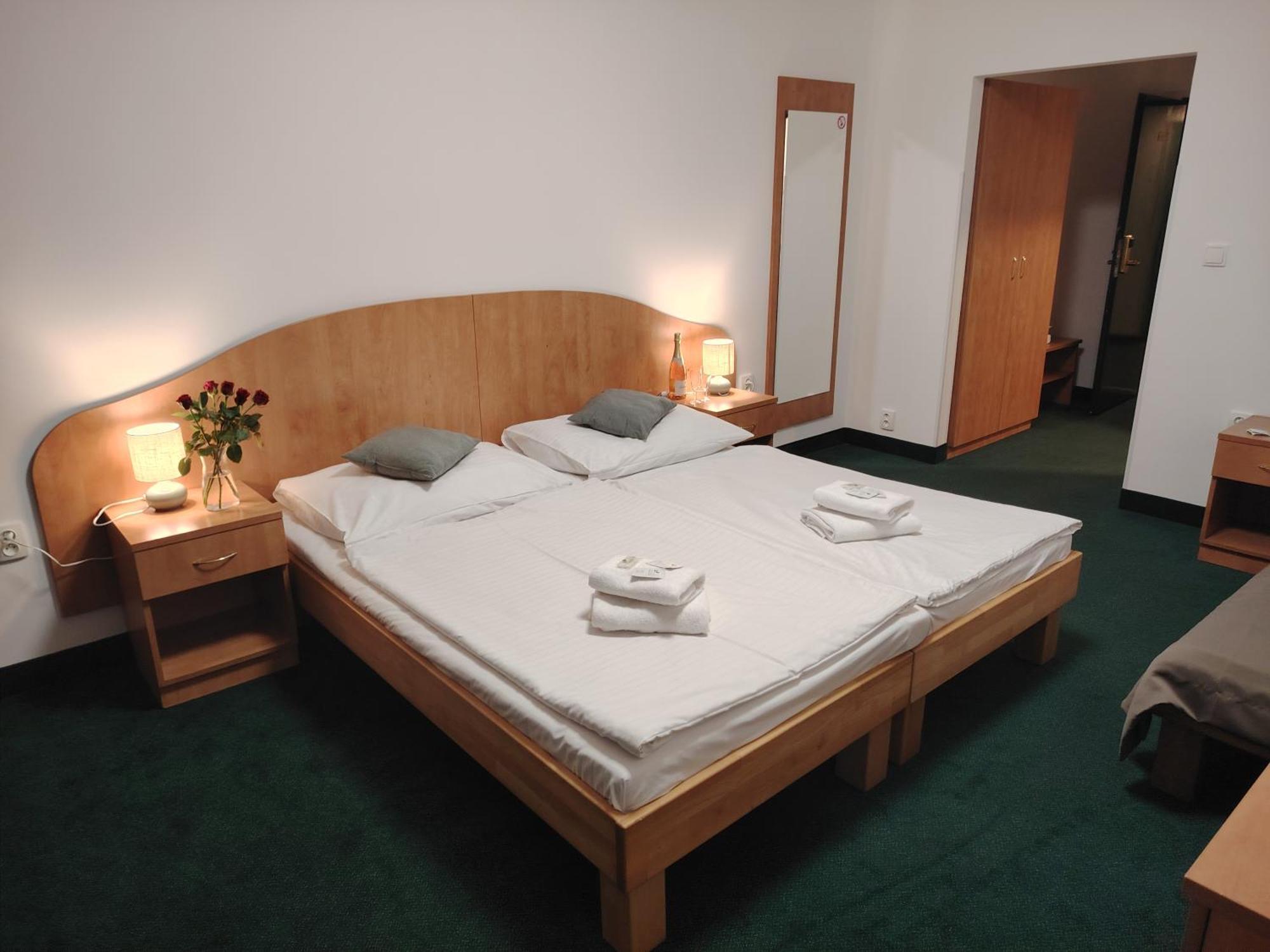 Hotel Legie 3*