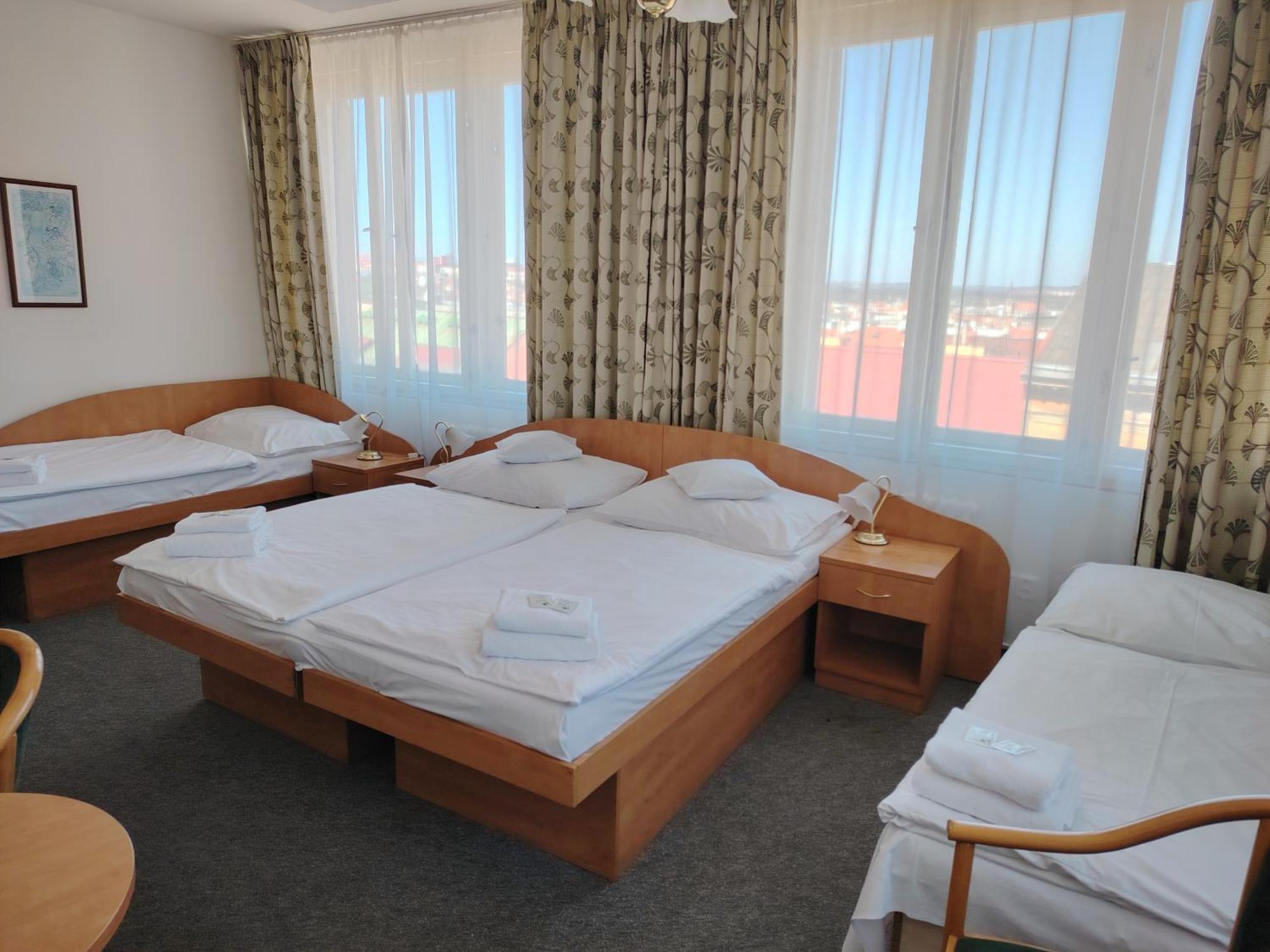Legie Hotel 3*