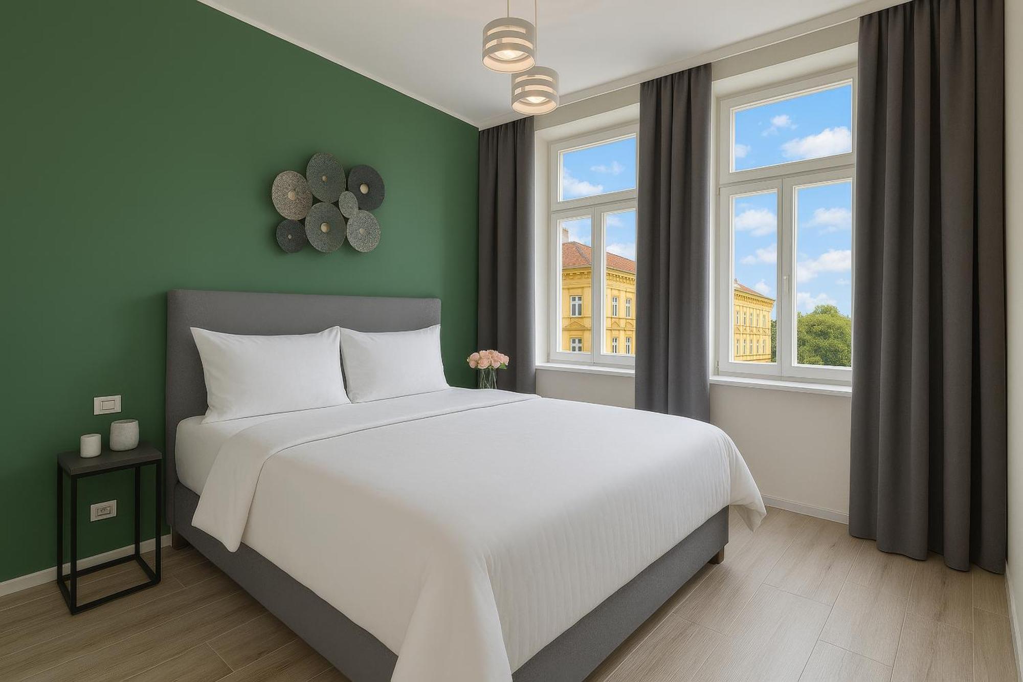 Aparthotel Kinsky Garden And By Dwellfort 4*