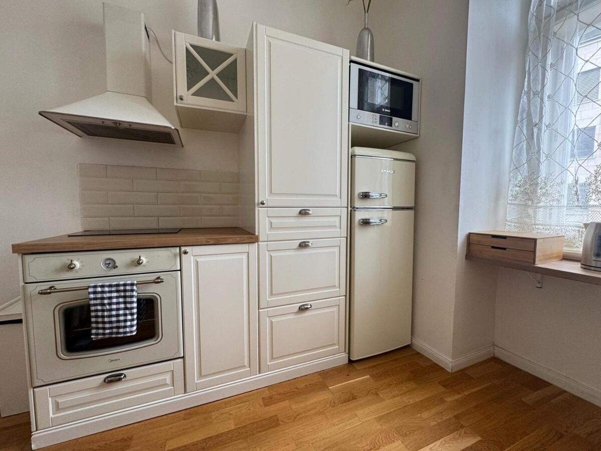 Apartment Cozy Flat In The Heart Of *