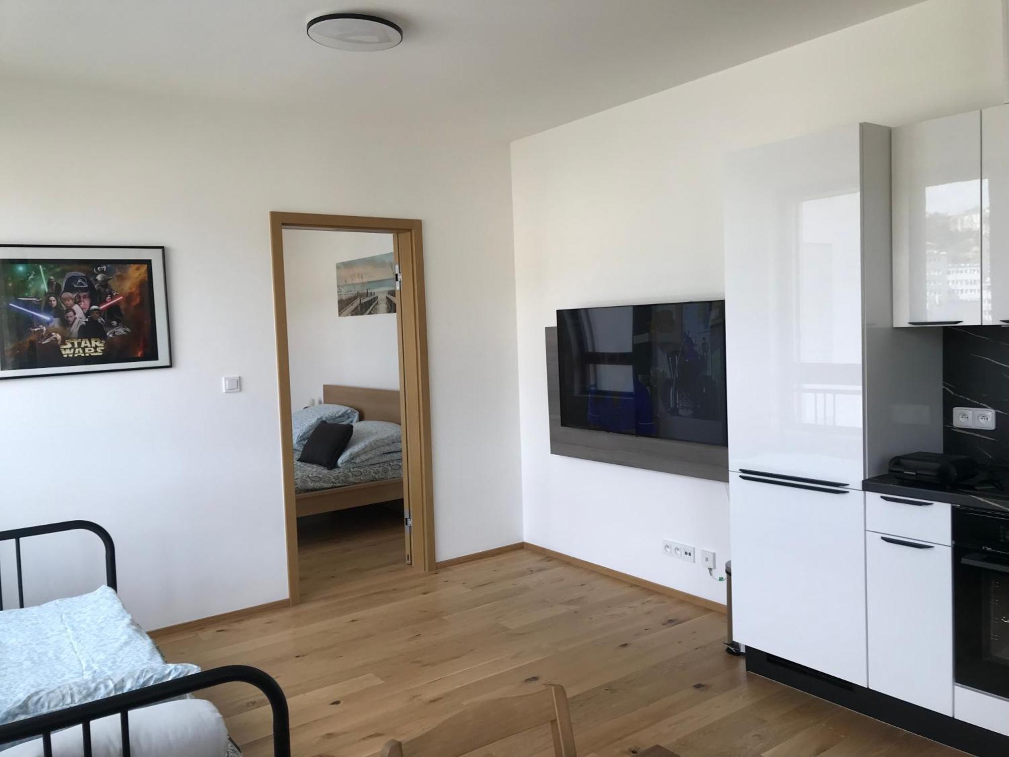 Apartment Apartmanplus02 *