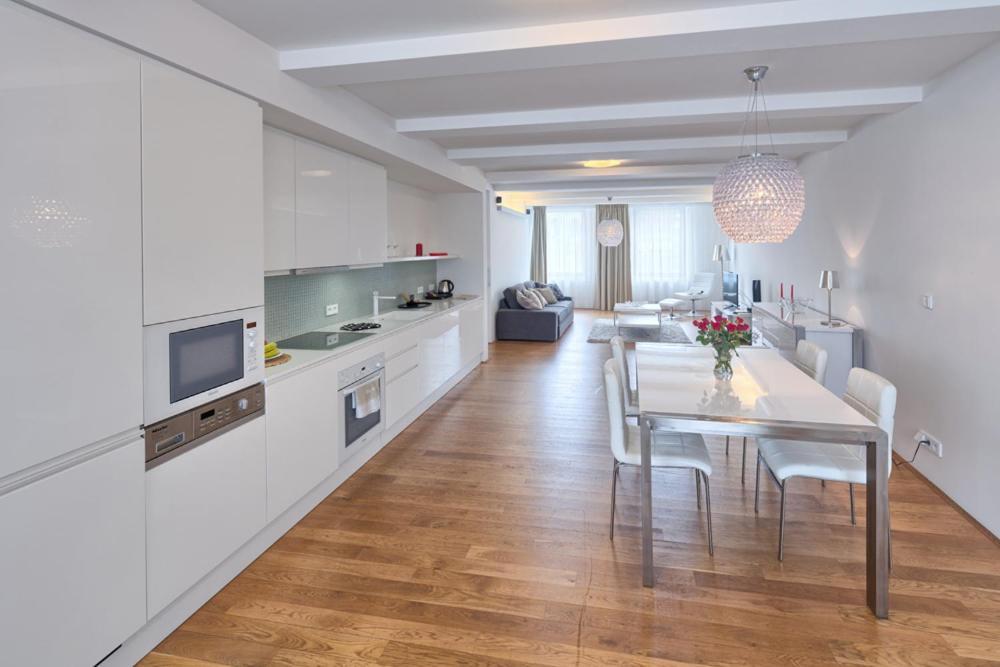 Wishlist Residences - Karlin Apartment Prague