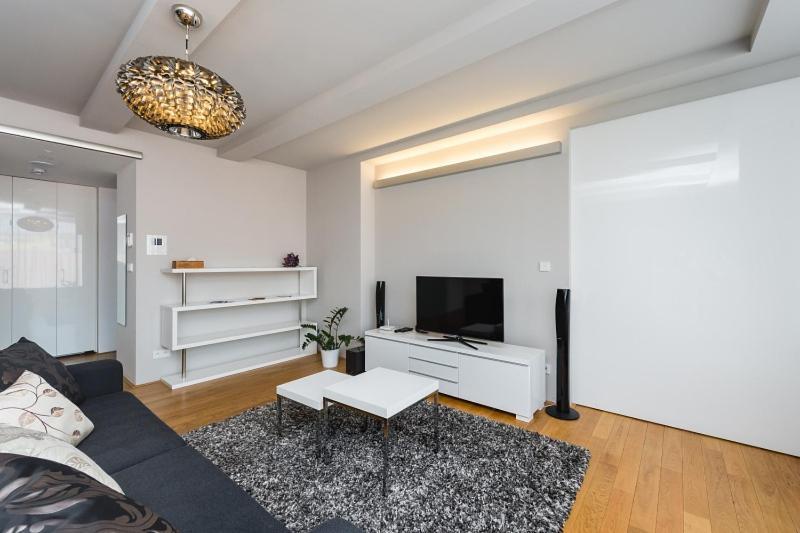 Wishlist Residences - Karlin Apartment Prague