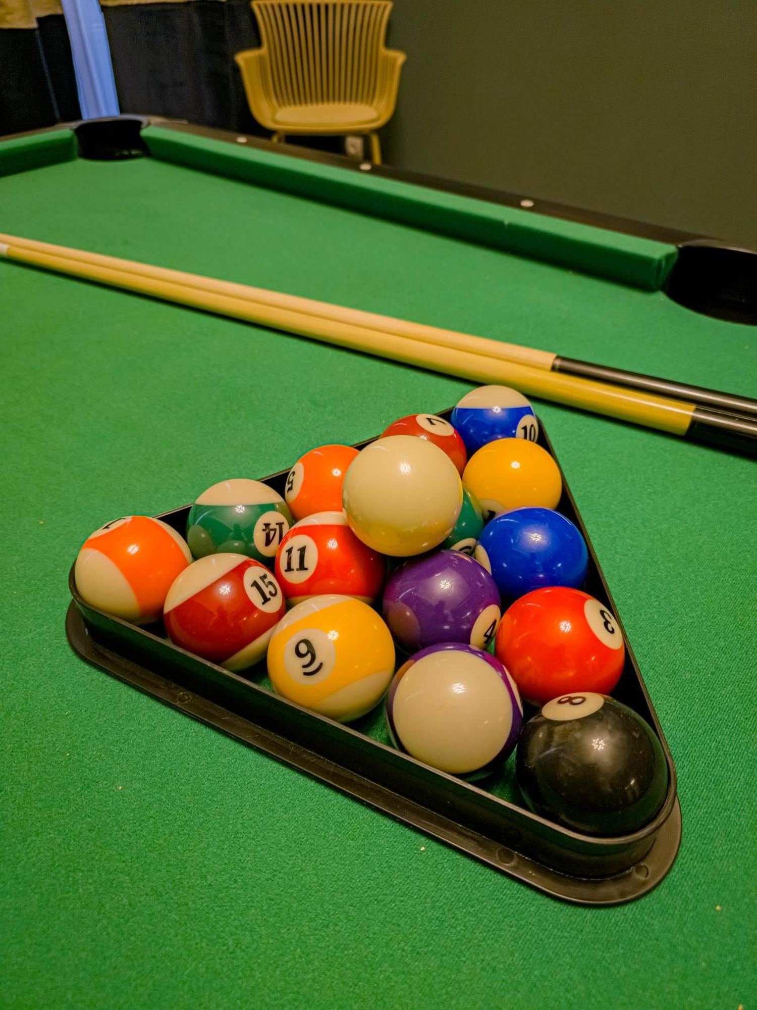 Magnificent With Sauna And Billiards Apartment Prague