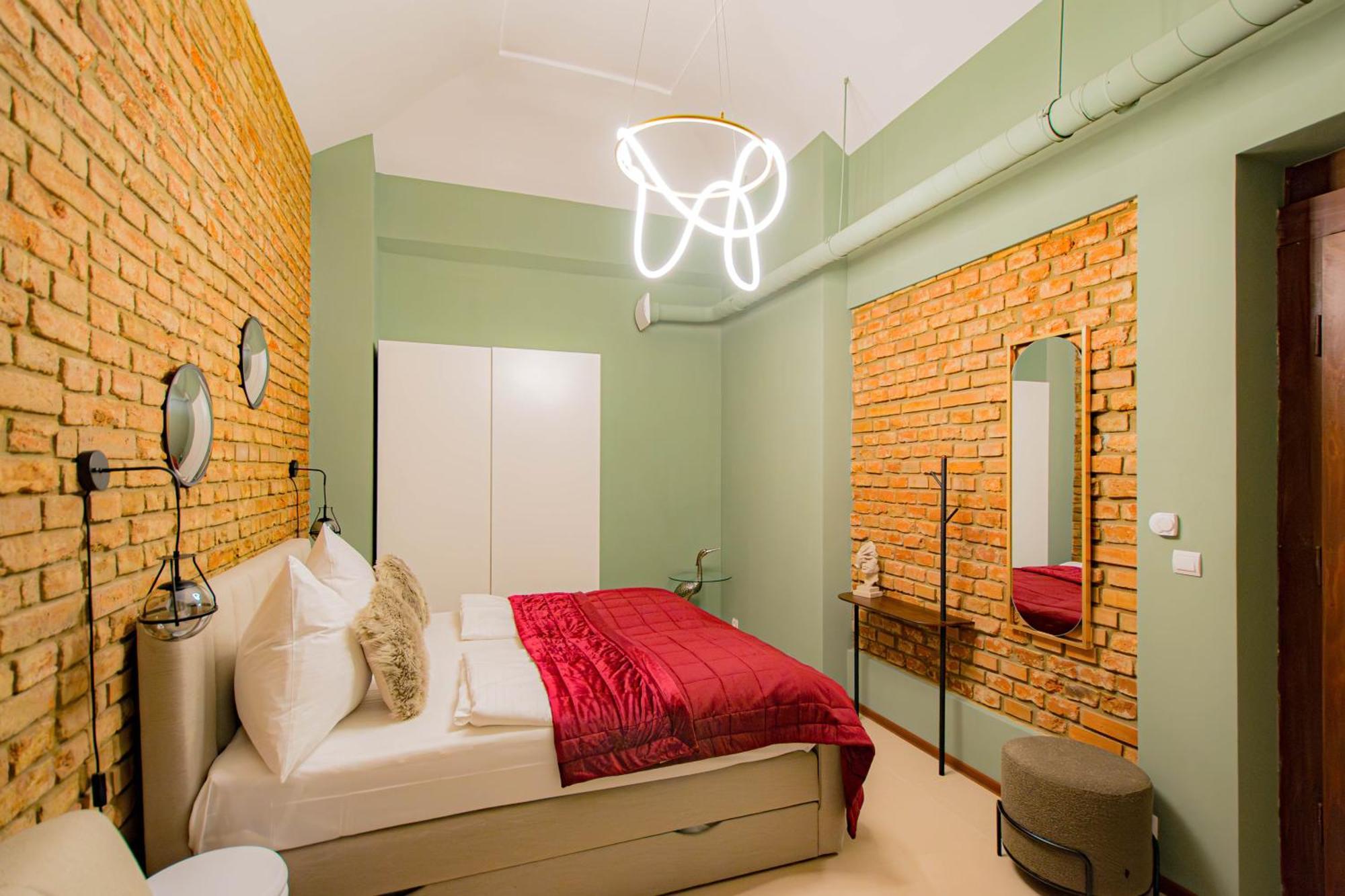 Apartment Magnificent With Sauna And Billiards *