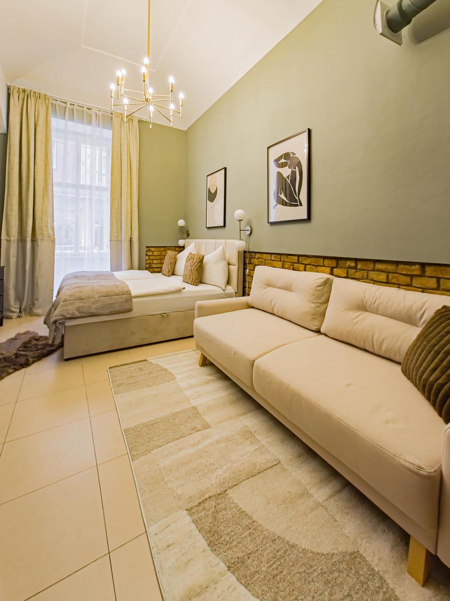 Magnificent With Sauna And Billiards Apartment