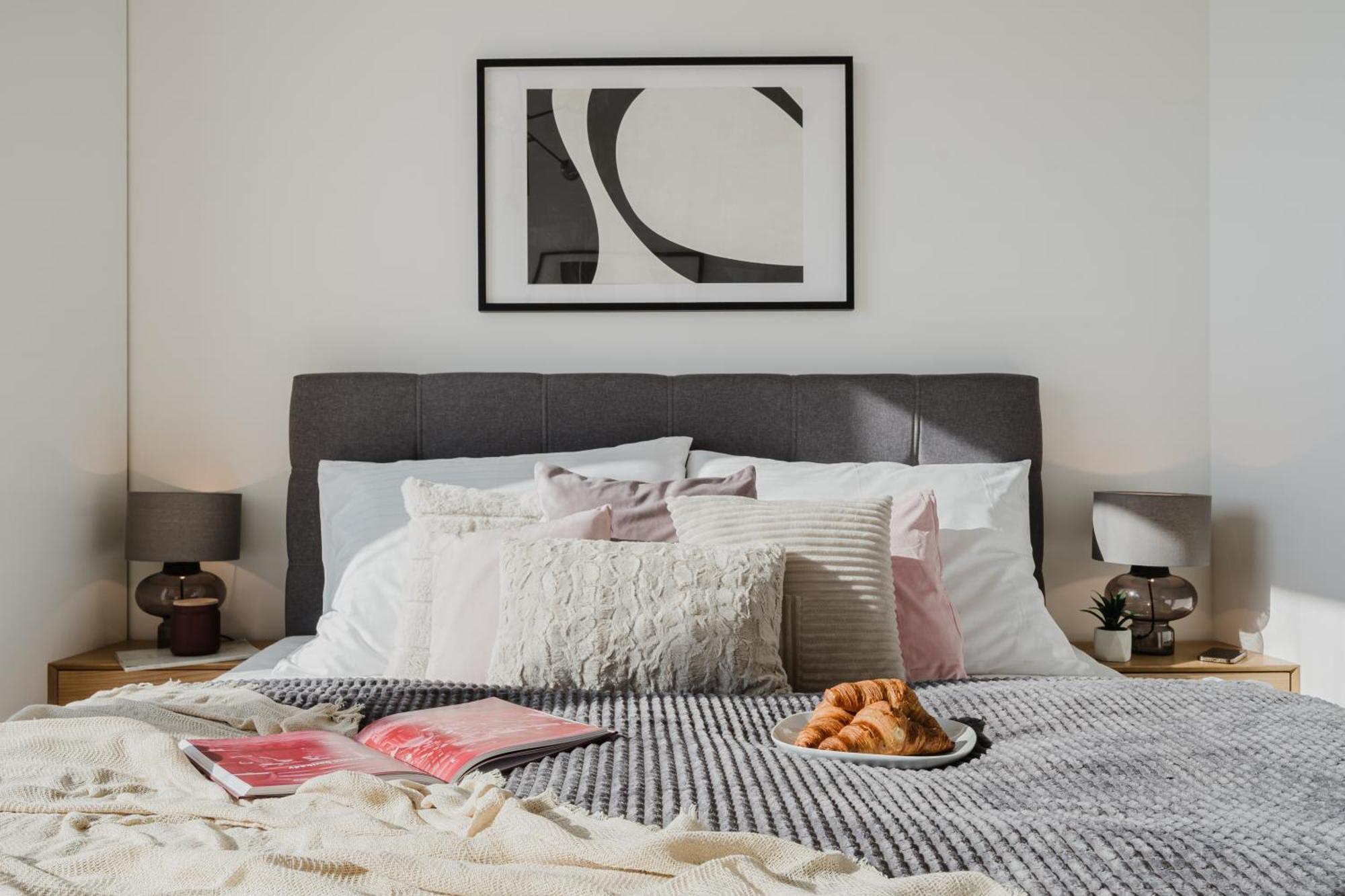 Apartment Days - With Garage And Balcony In Smichov *
