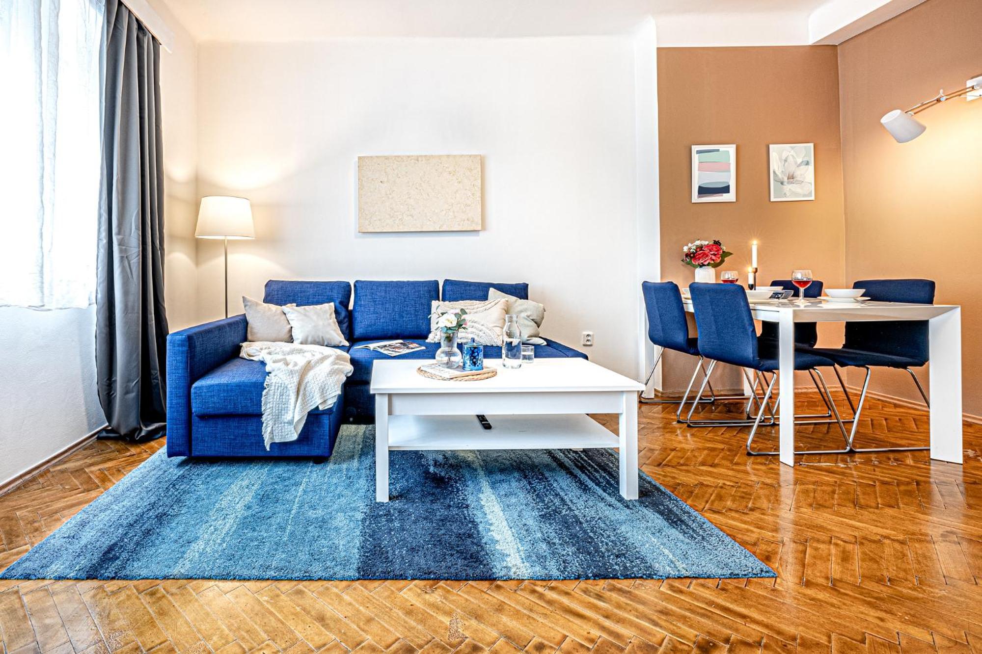 Days - 1bdr - Quiet Residential Area