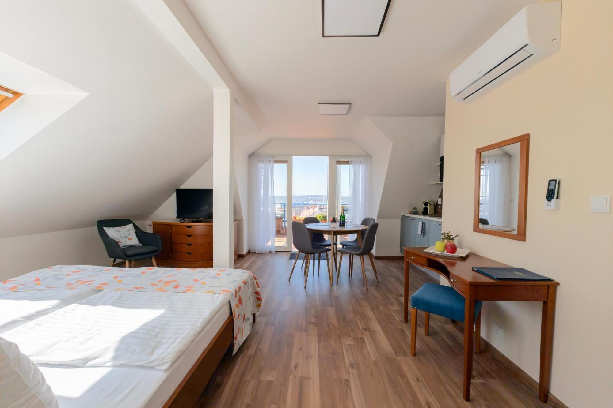 Apart Otel Orion Prag
