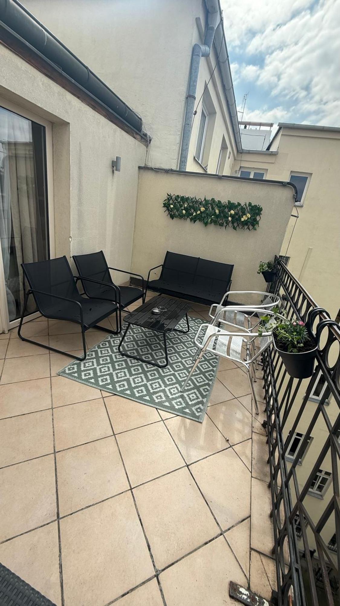 Central 3Bdr Penthouse With Terrace&Ac * Praga