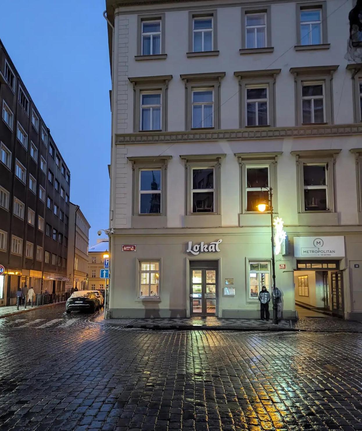 Apartment Lokal