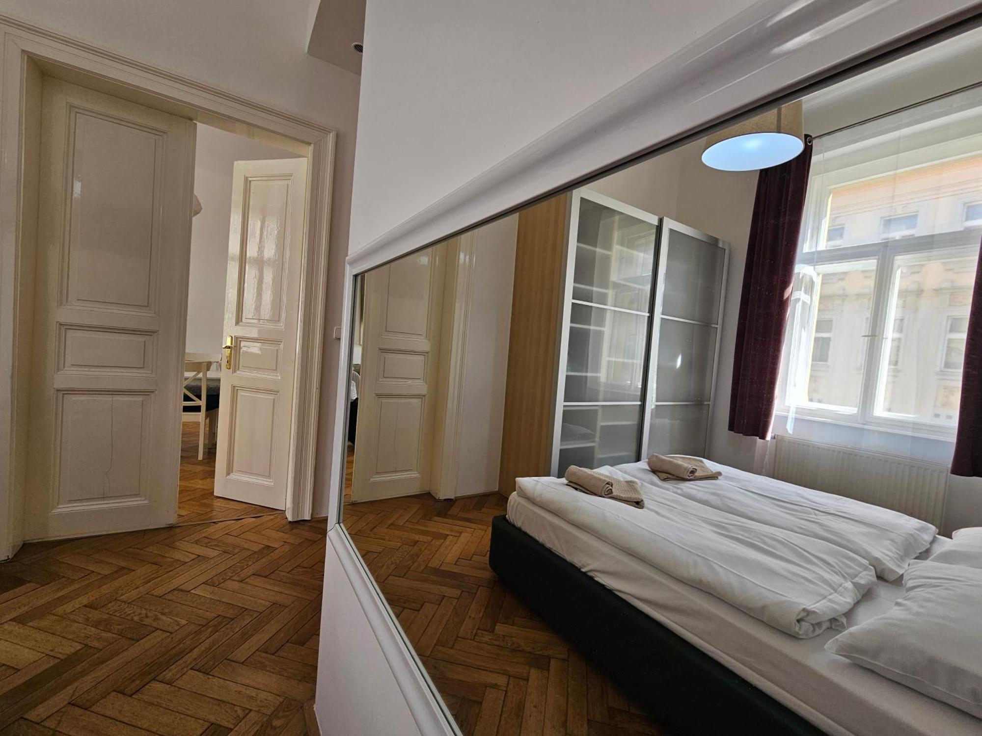 Slezska Apartment *