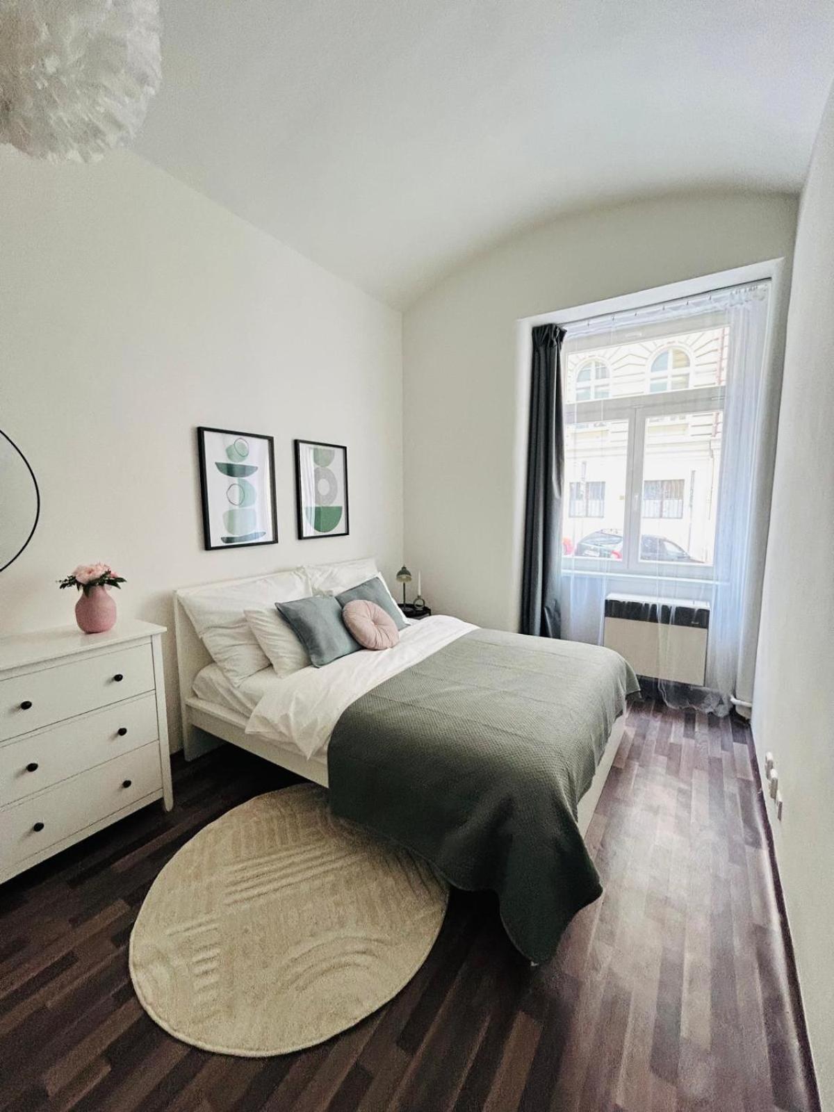 Chic And Modern