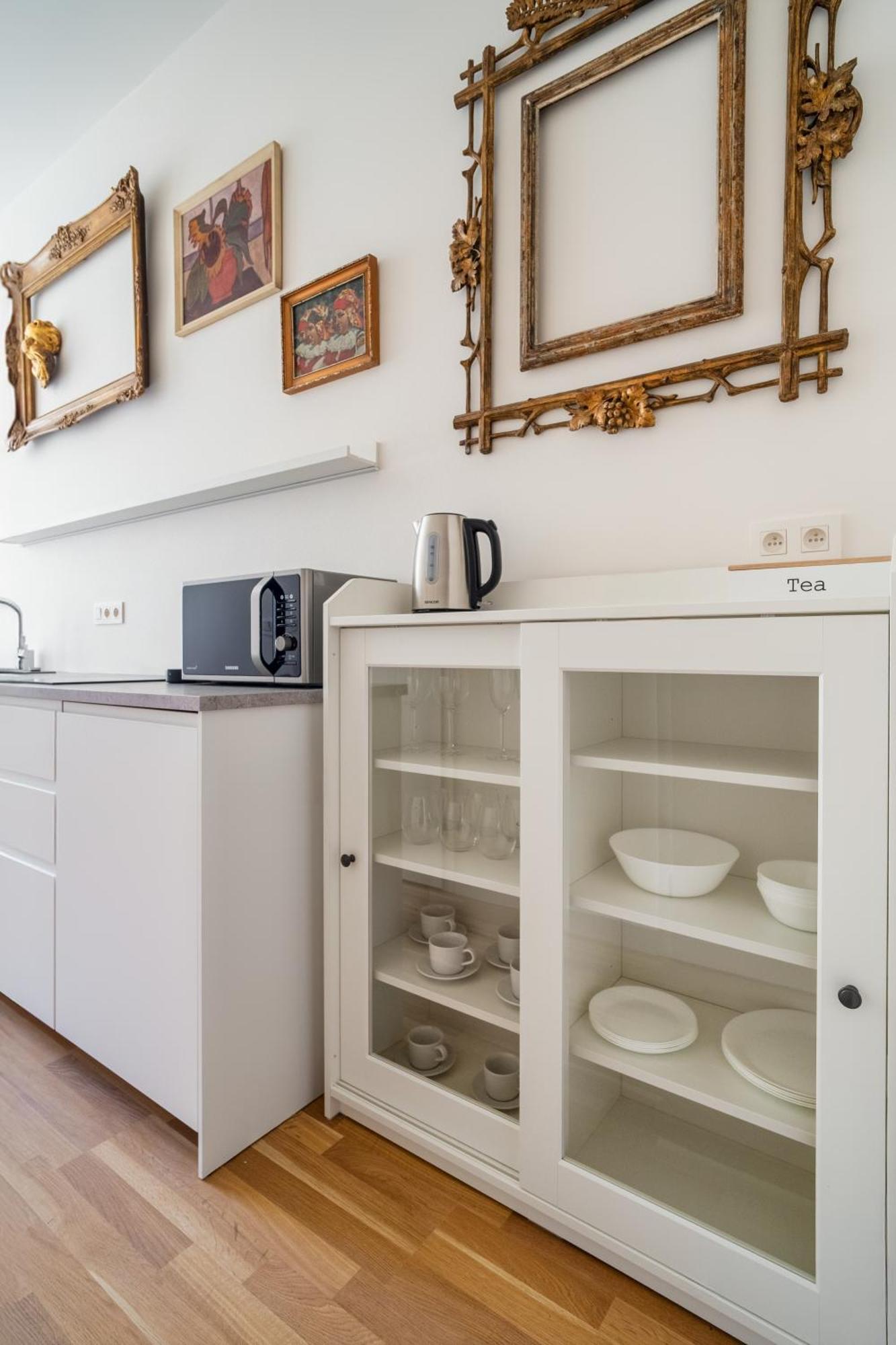 Apartment J3