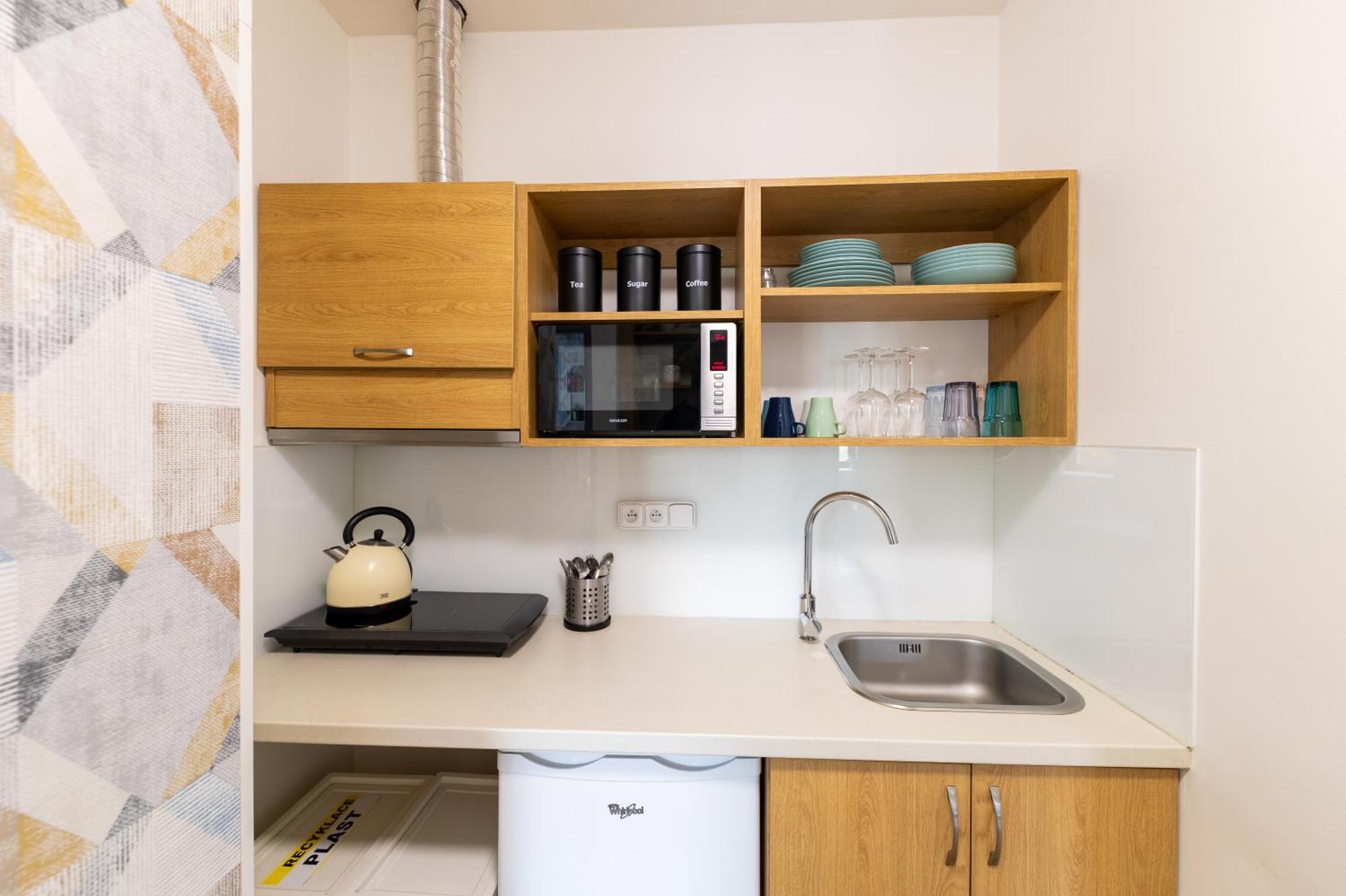 Apartamento Plzenska 465 Free Parking & Ps3