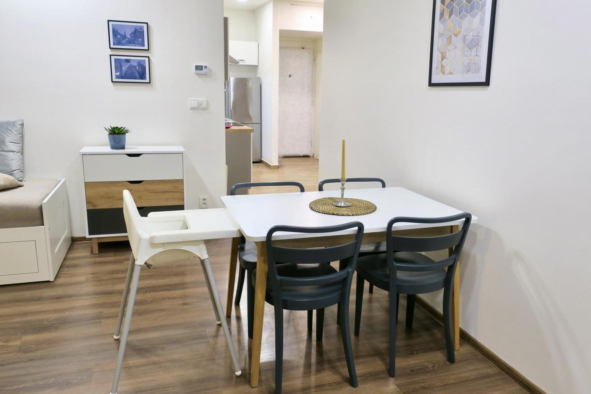 Apartment Charm Deco Near Old Town, All-friendly Prague