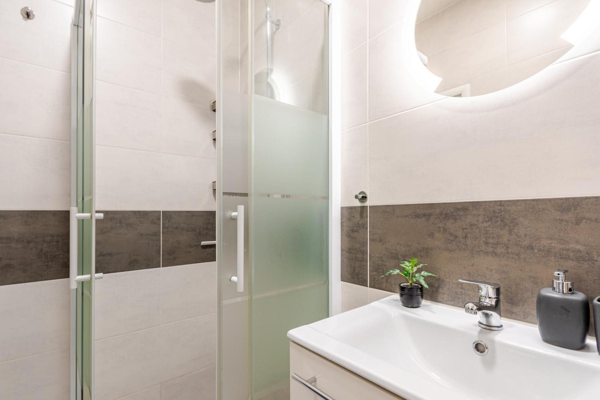 Apartamento Charm Deco Near Old Town, All-friendly