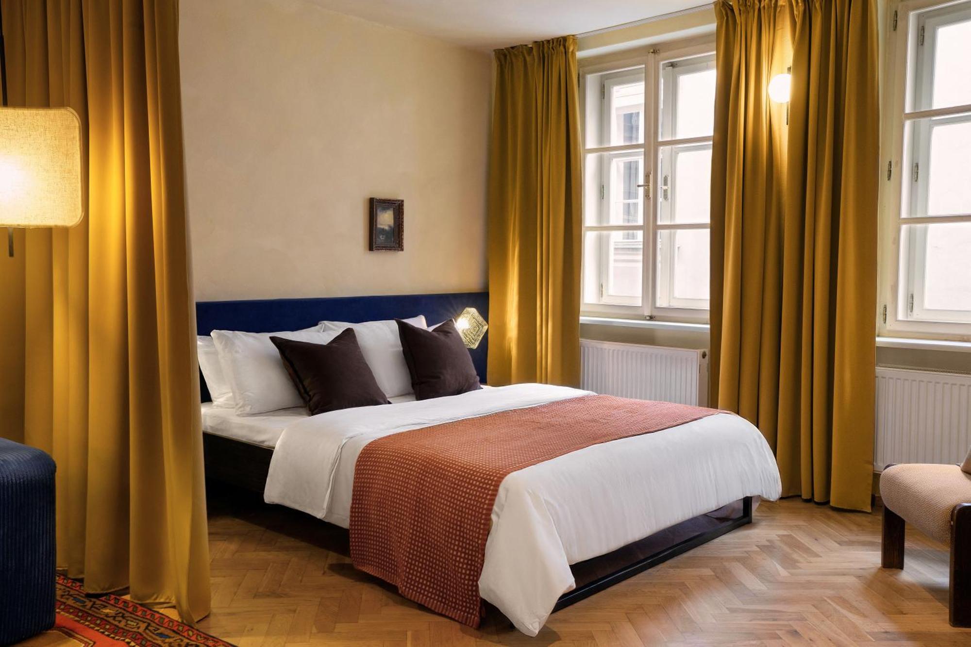 Apartment Spires And Spirits Old Town Boutique Prag