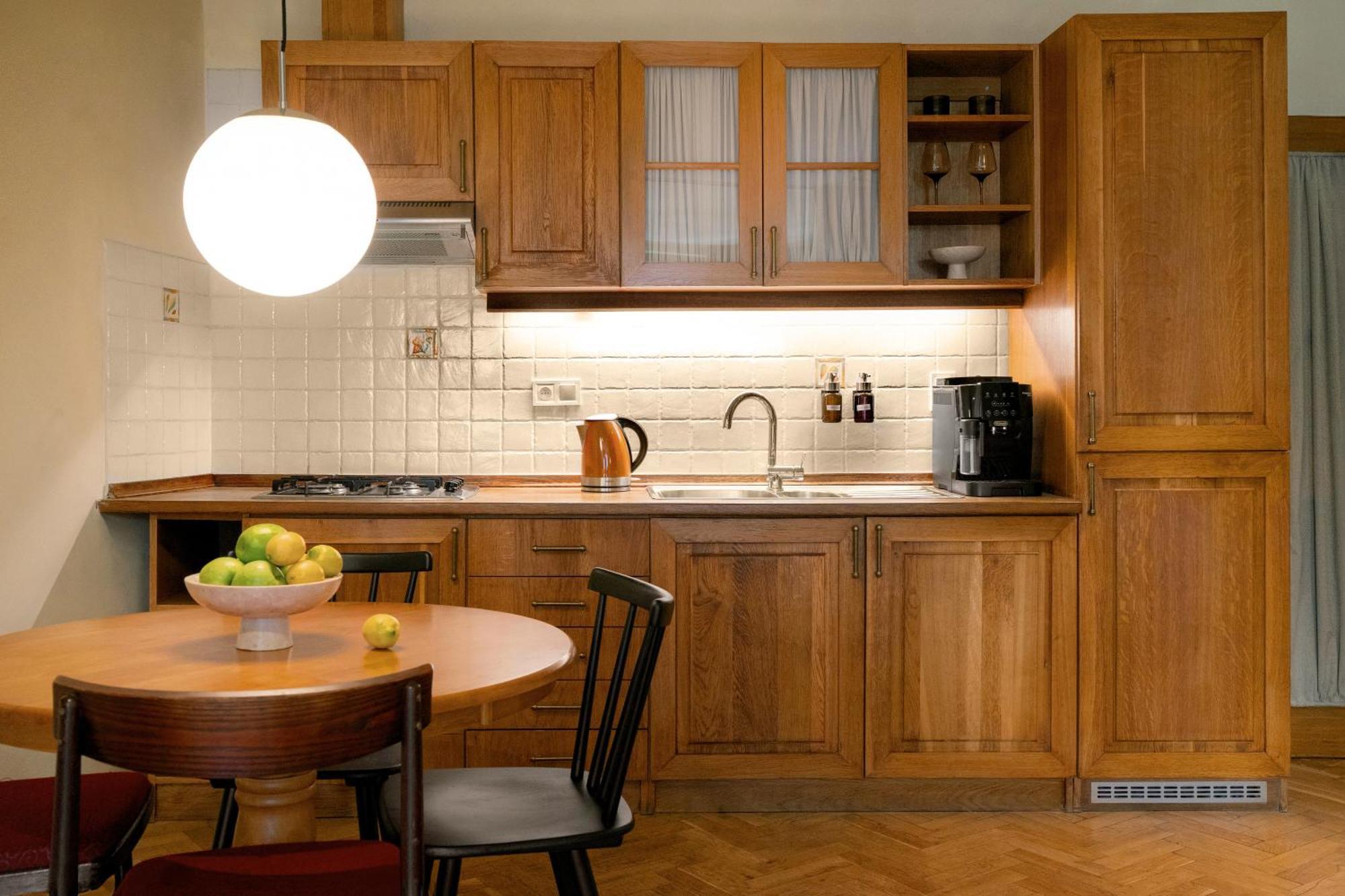 Spires And Spirits Old Town Boutique Apartment Prag