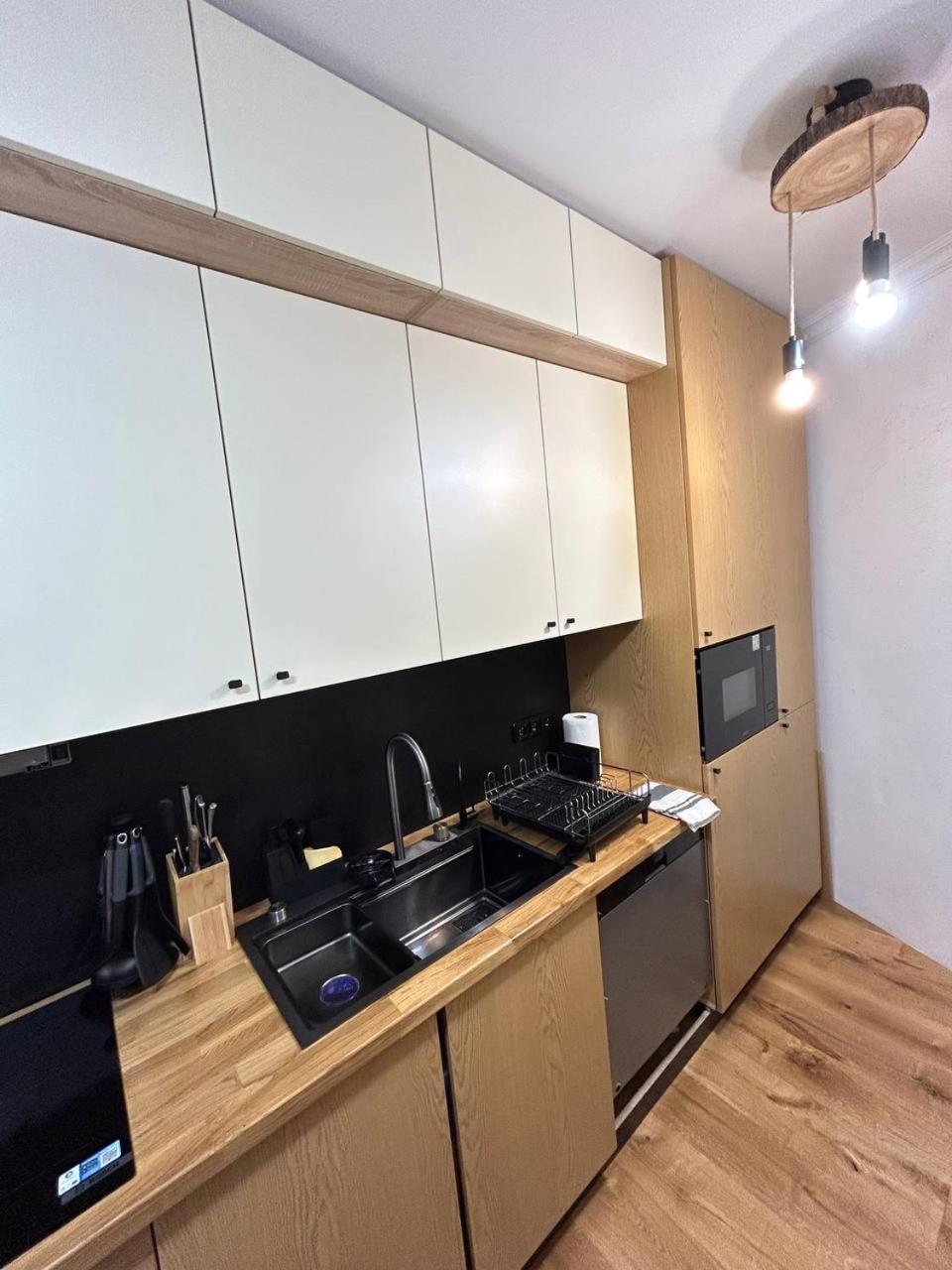 Light & Wood Design - 89 M2 In *