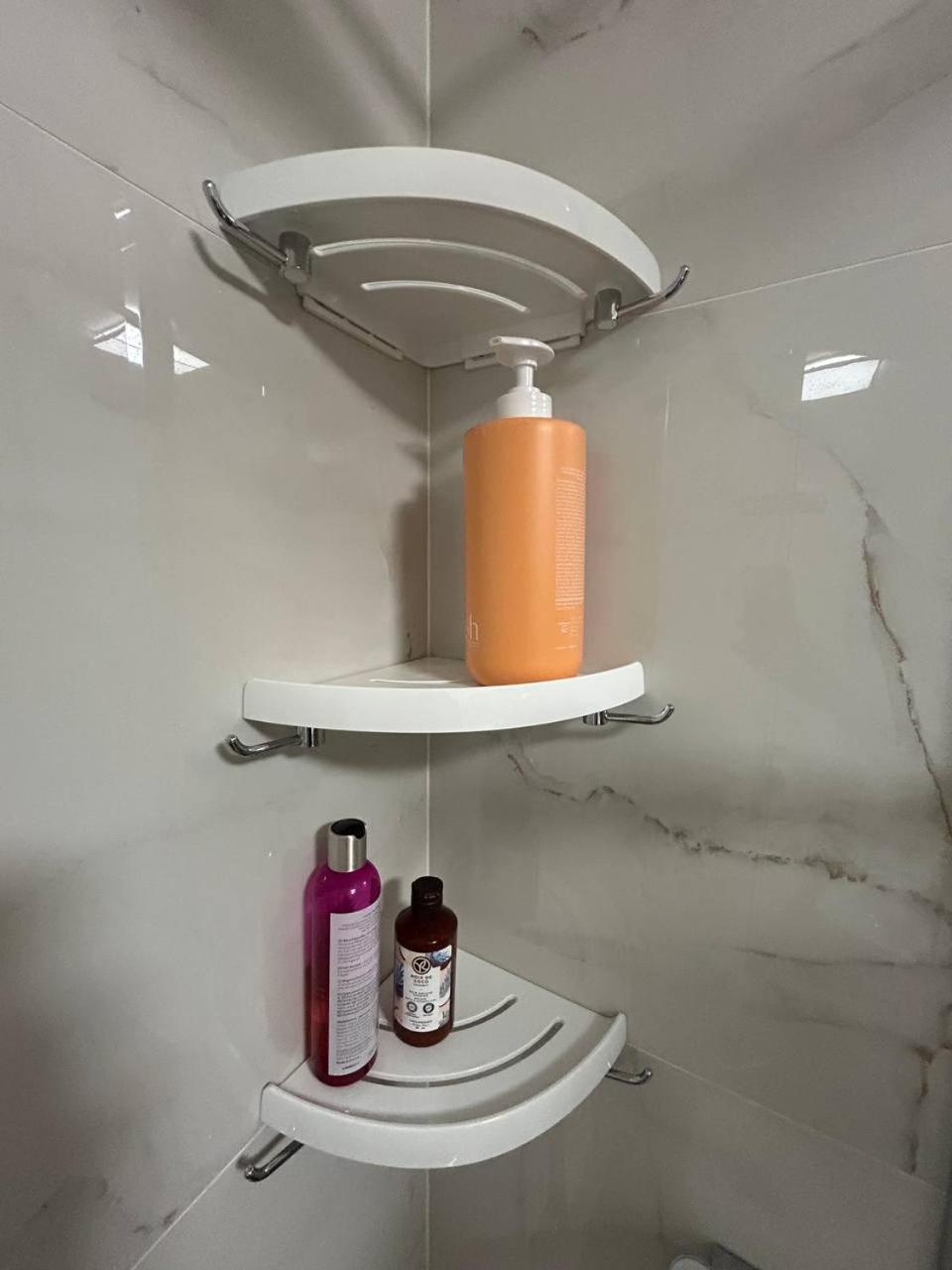 Apartment Light & Wood Design - 89 M2 In