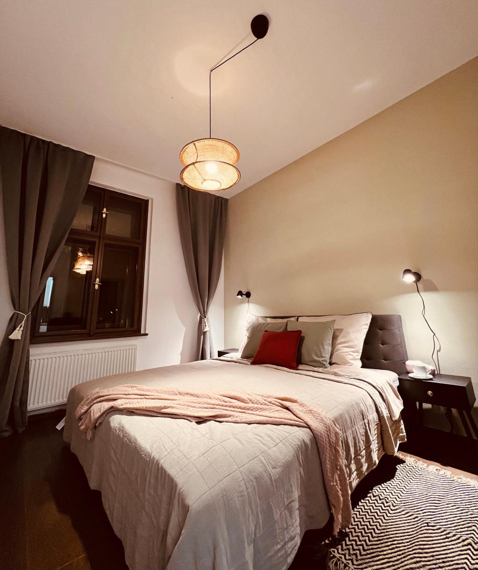 Quiet And Cozy By The Walls Of Vysehrad Apartment Prague