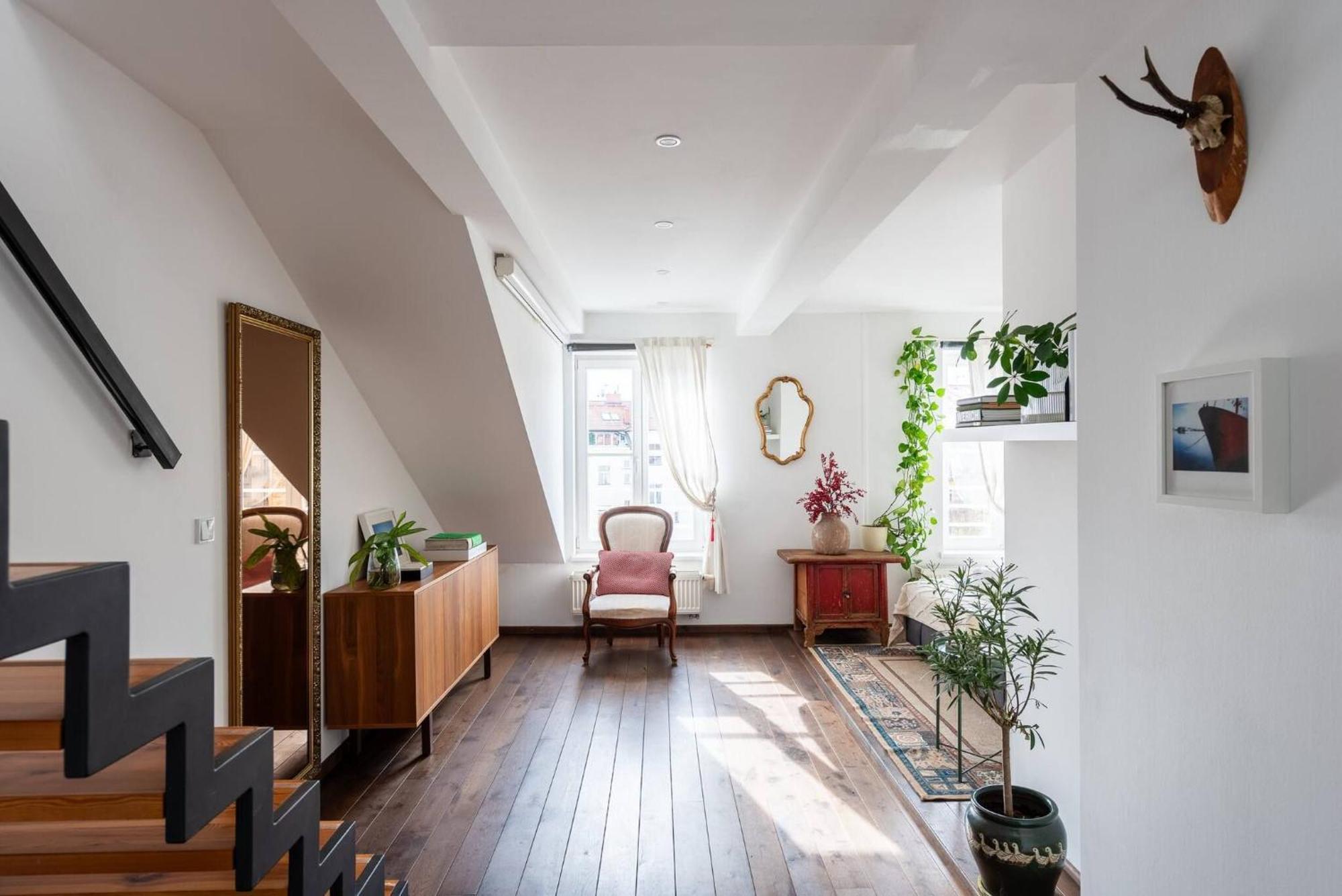 Charming In Vrsovice With Roof Terrace * Praga
