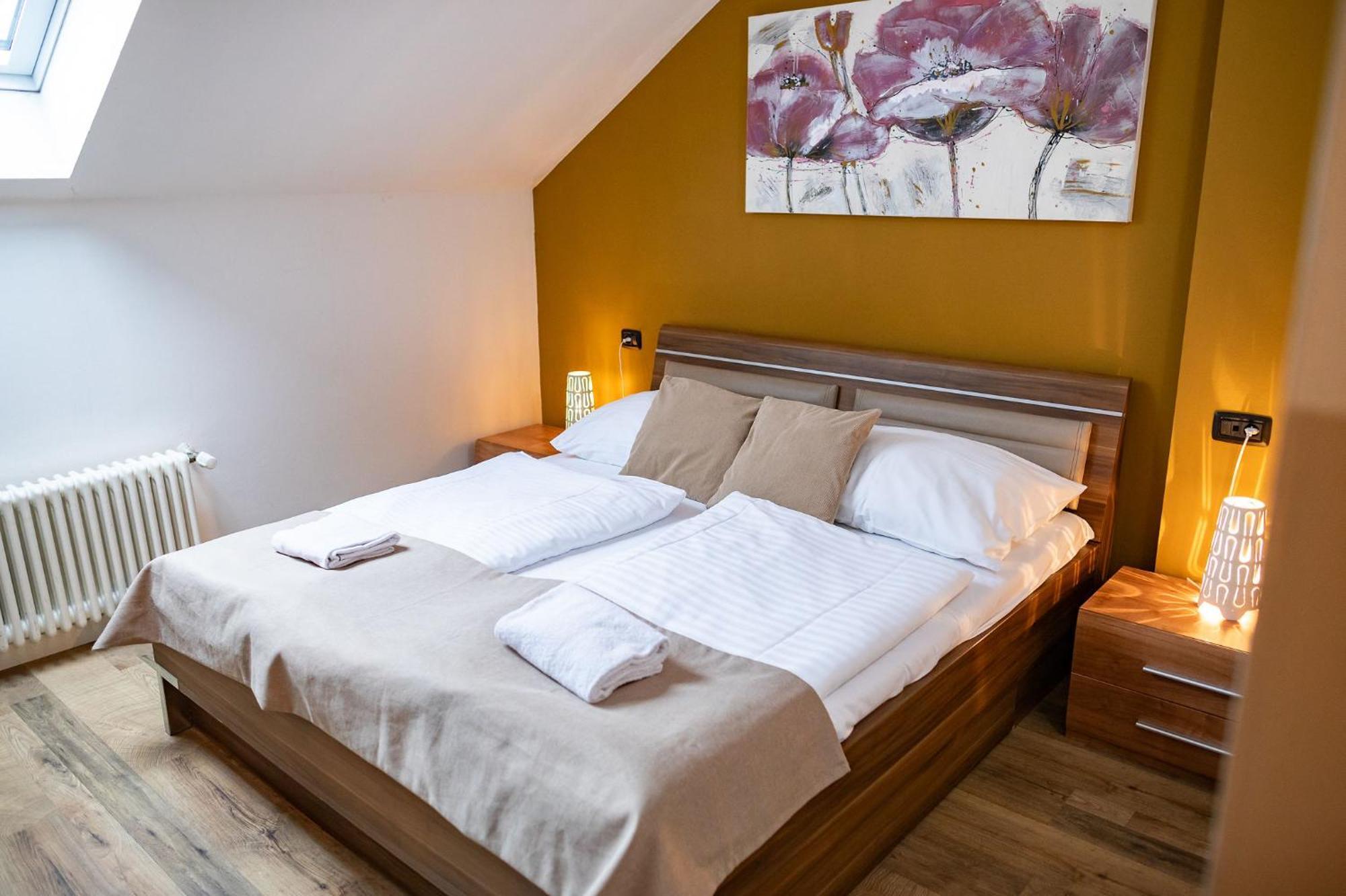 3bdr Penthouse With Terrace&ac Apartment Prague