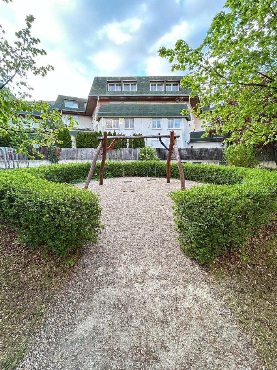 Apartment Light & Wood Design - 89 M2 In