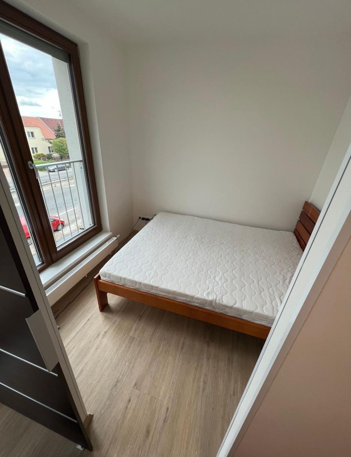 Bright & Cosy 1-bedroom With Balcony Prague
