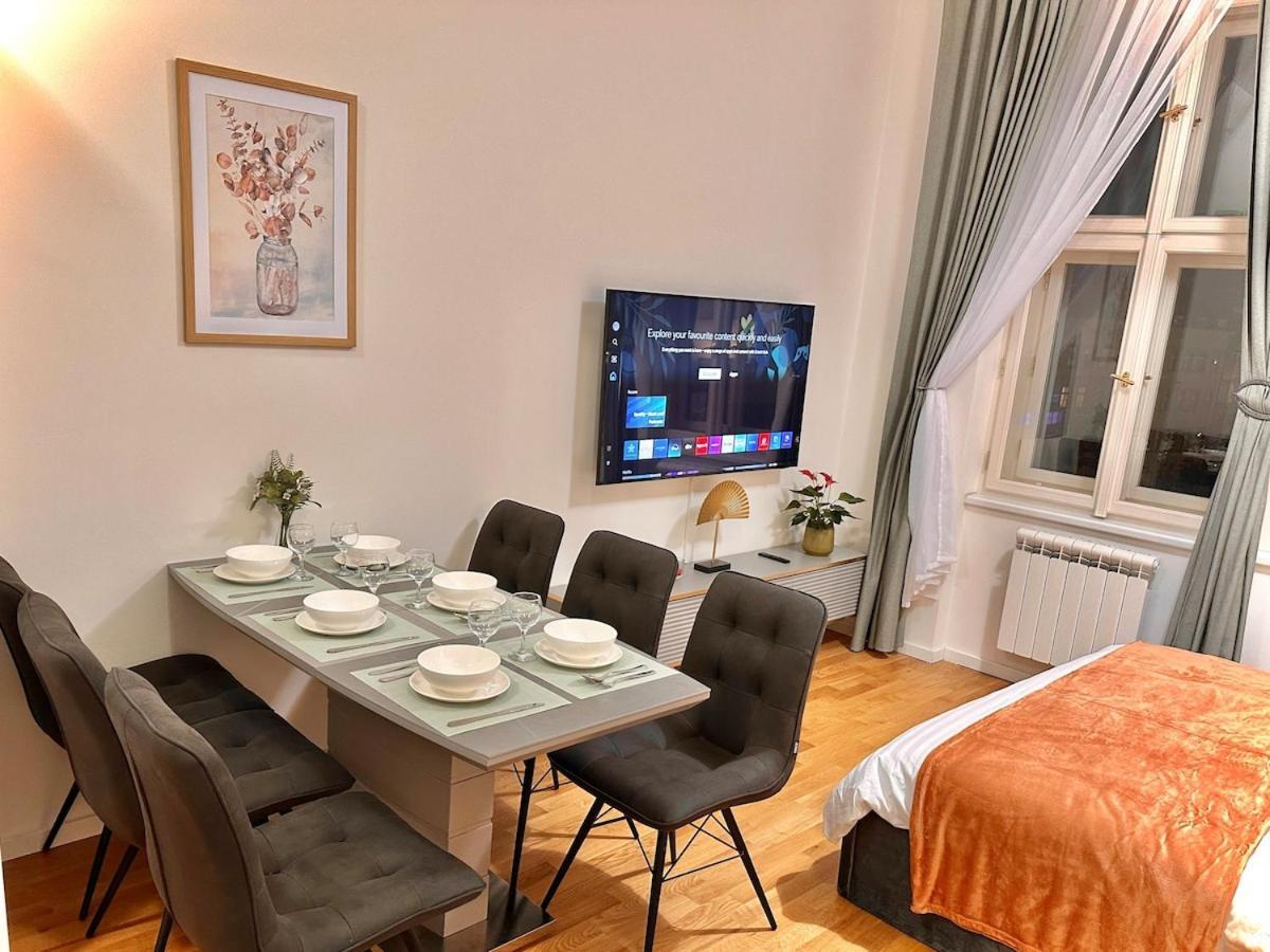 Apartment Modern 1 Retreat With Stunning Museum Views *
