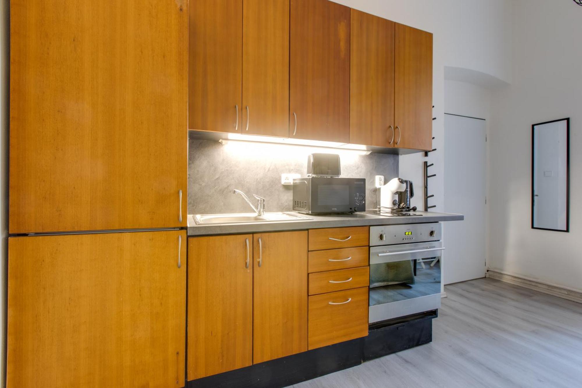 Chic And Modern Apartment *