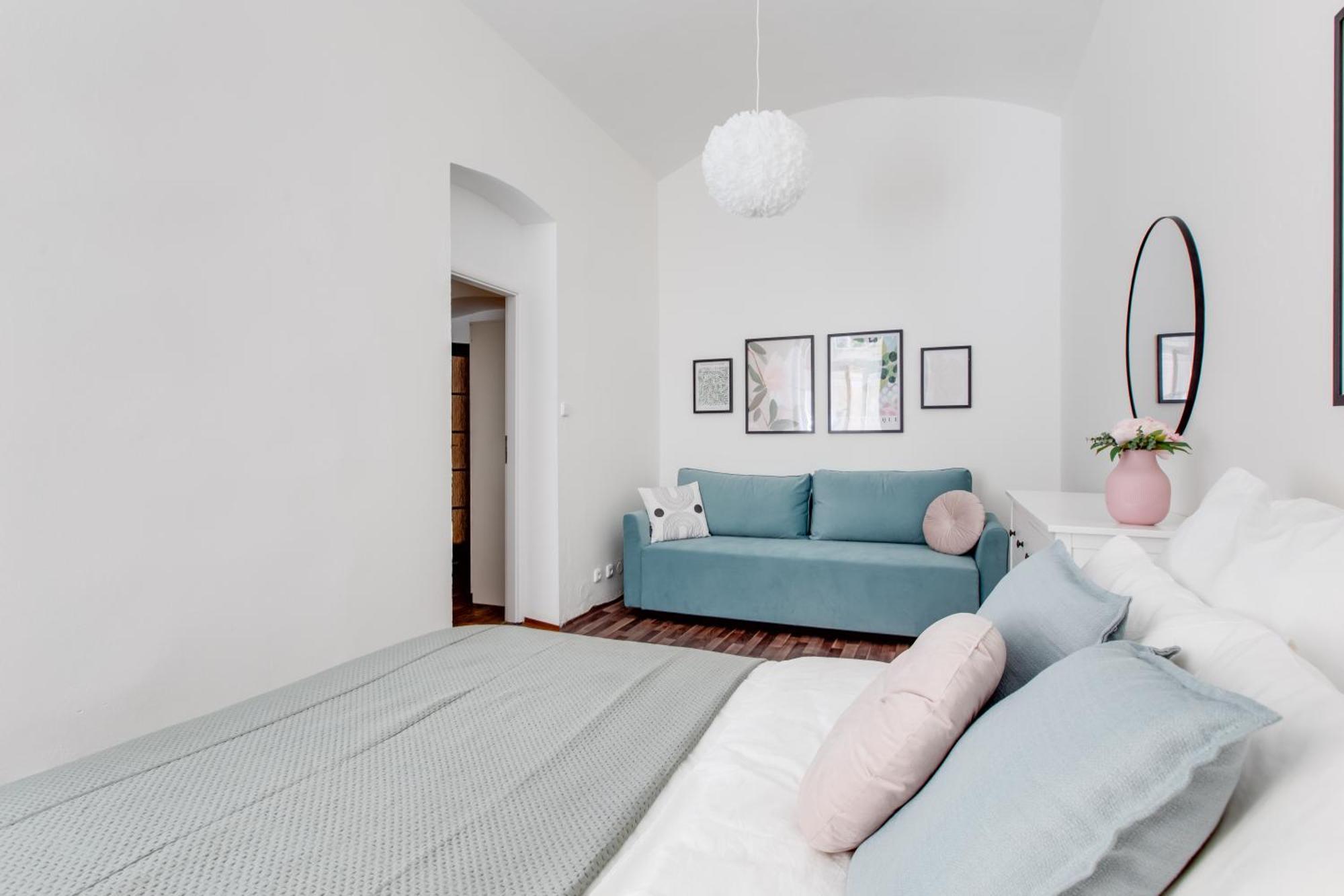 Apartment Chic And Modern Prague