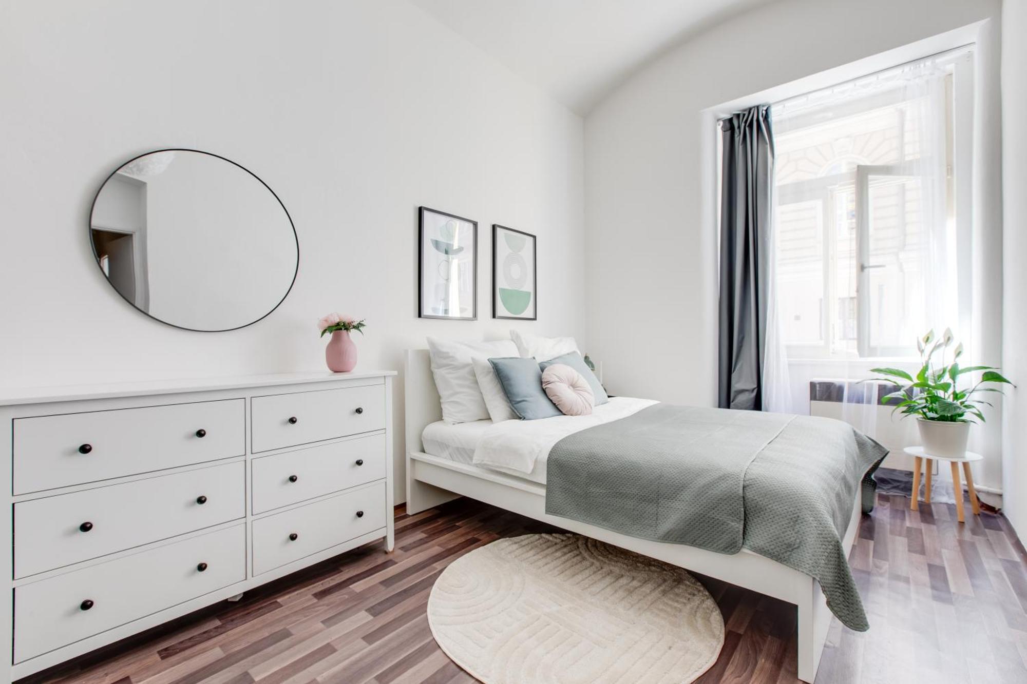 Chic And Modern Apartment Prague