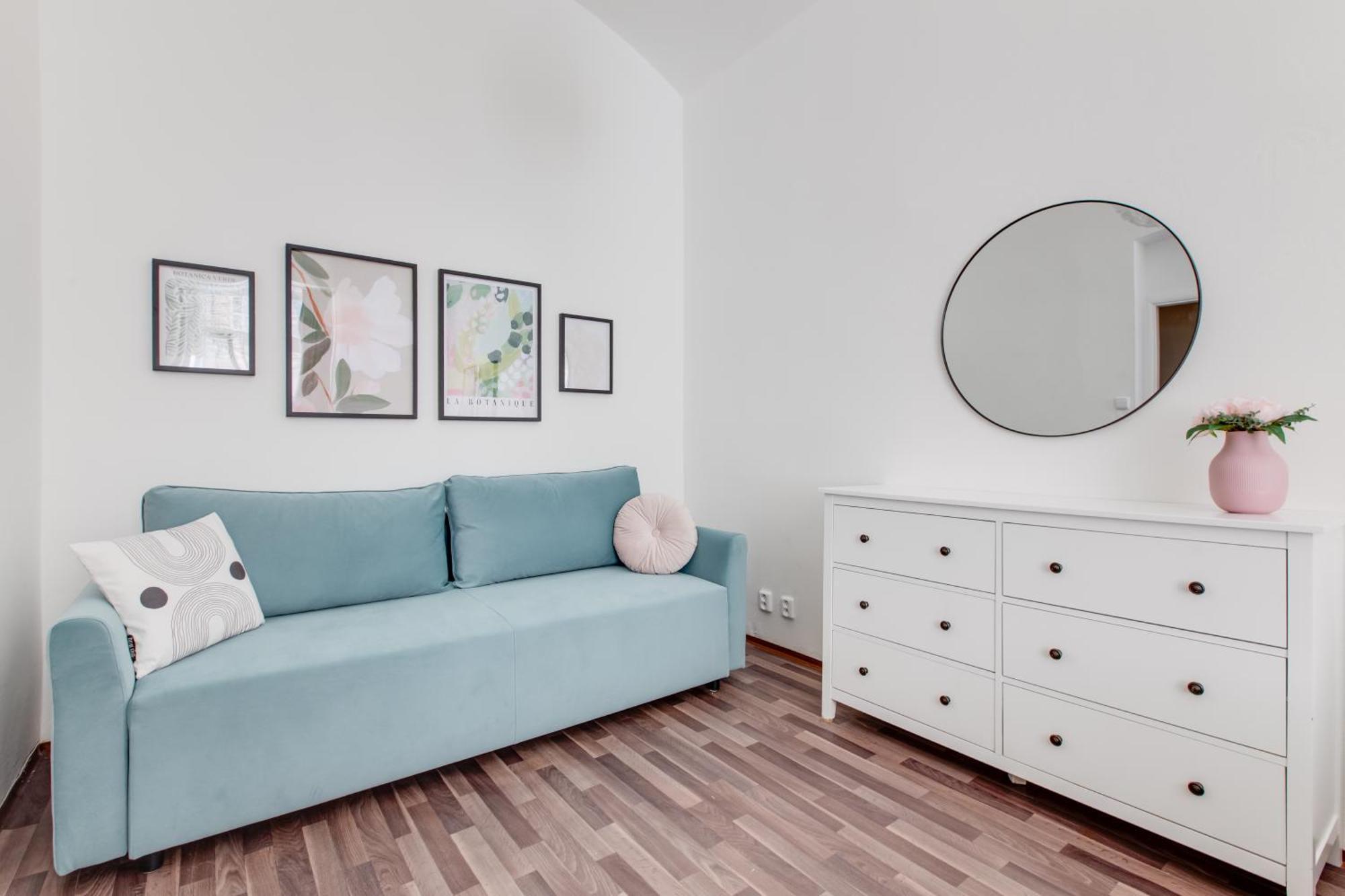 Chic And Modern Apartment