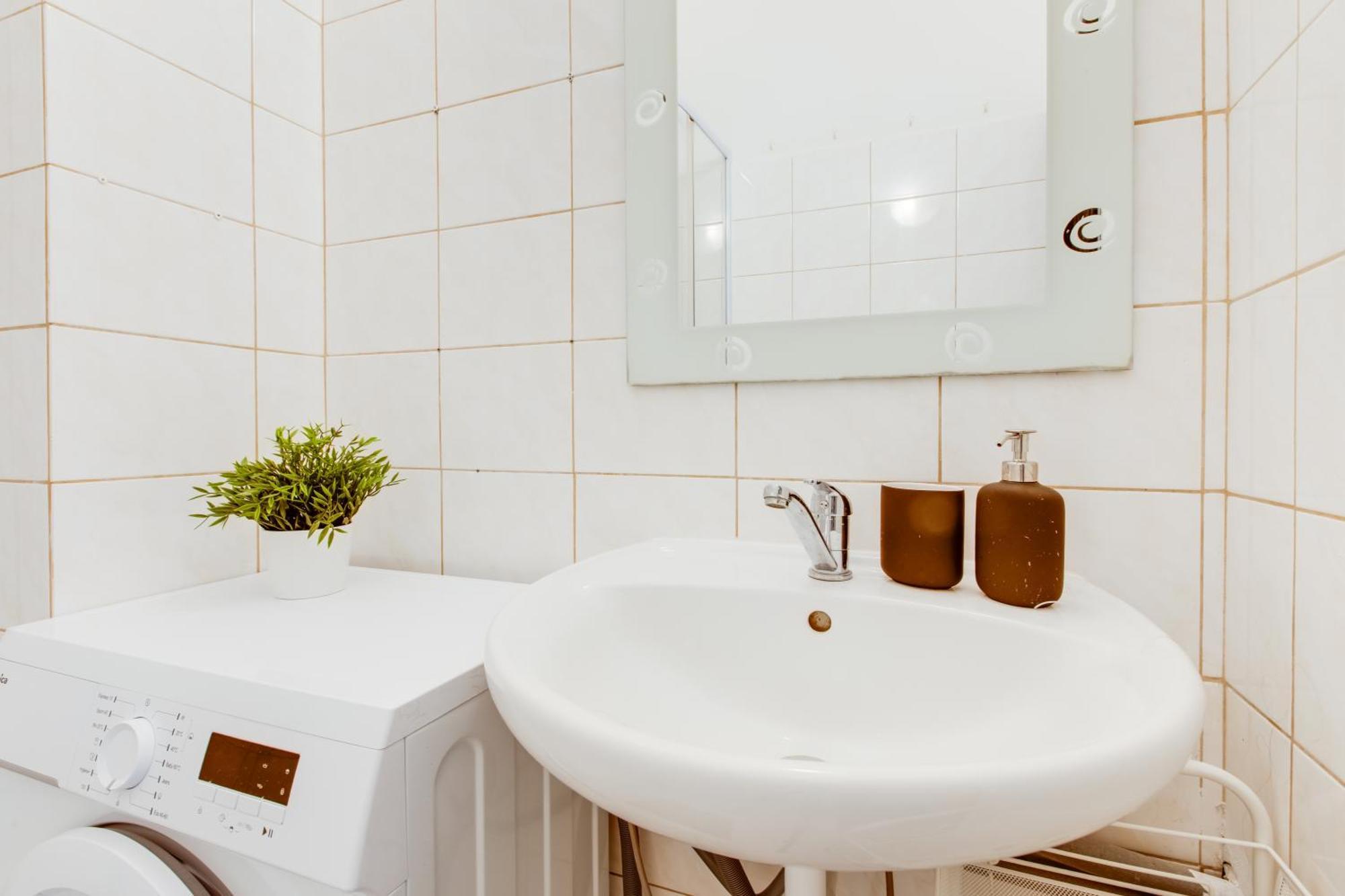 Chic And Modern *