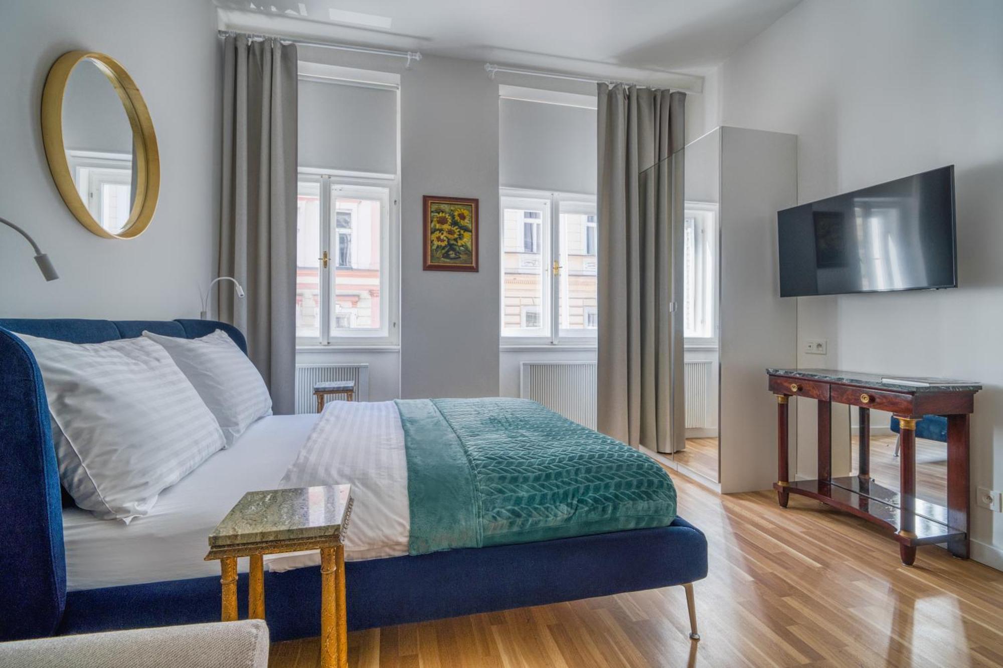 J3 Apartment Prague