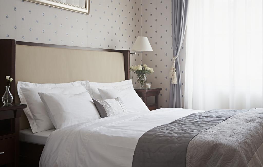 Almandine Aparthotel 4*