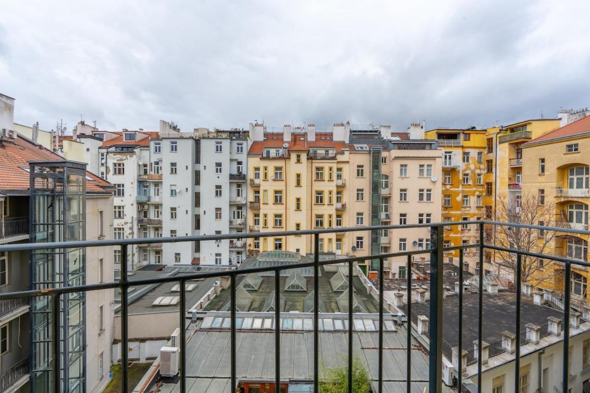 Apartment Bright Oldtown 2bdr