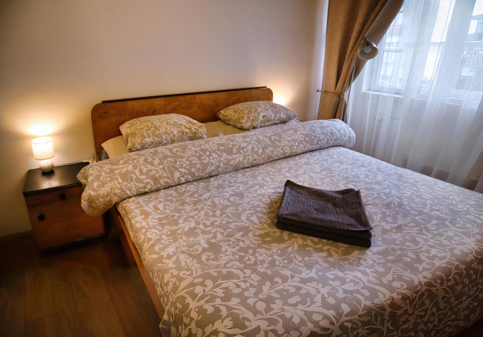 Apartamento At The Blue Lion & Parking Assistance