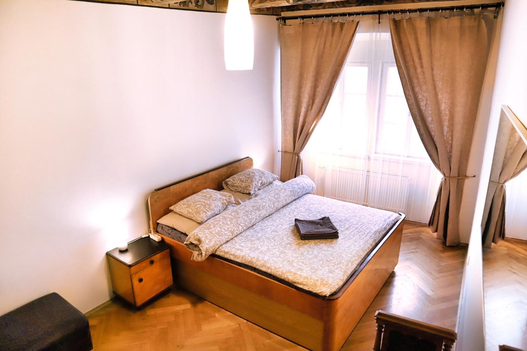 At The Blue Lion & Parking Assistance Apartamento *