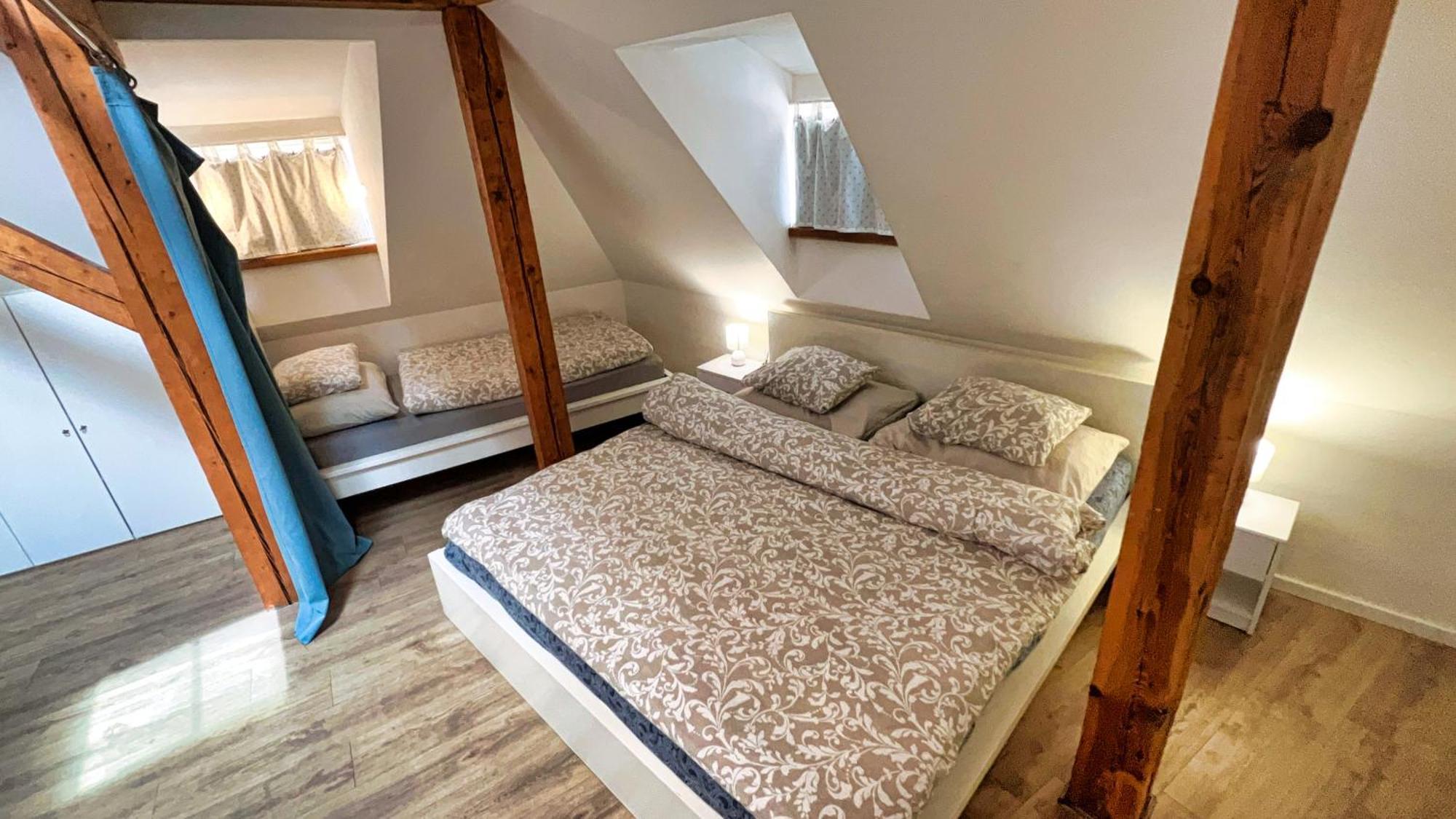 Apartamento At The Blue Lion & Parking Assistance Praga
