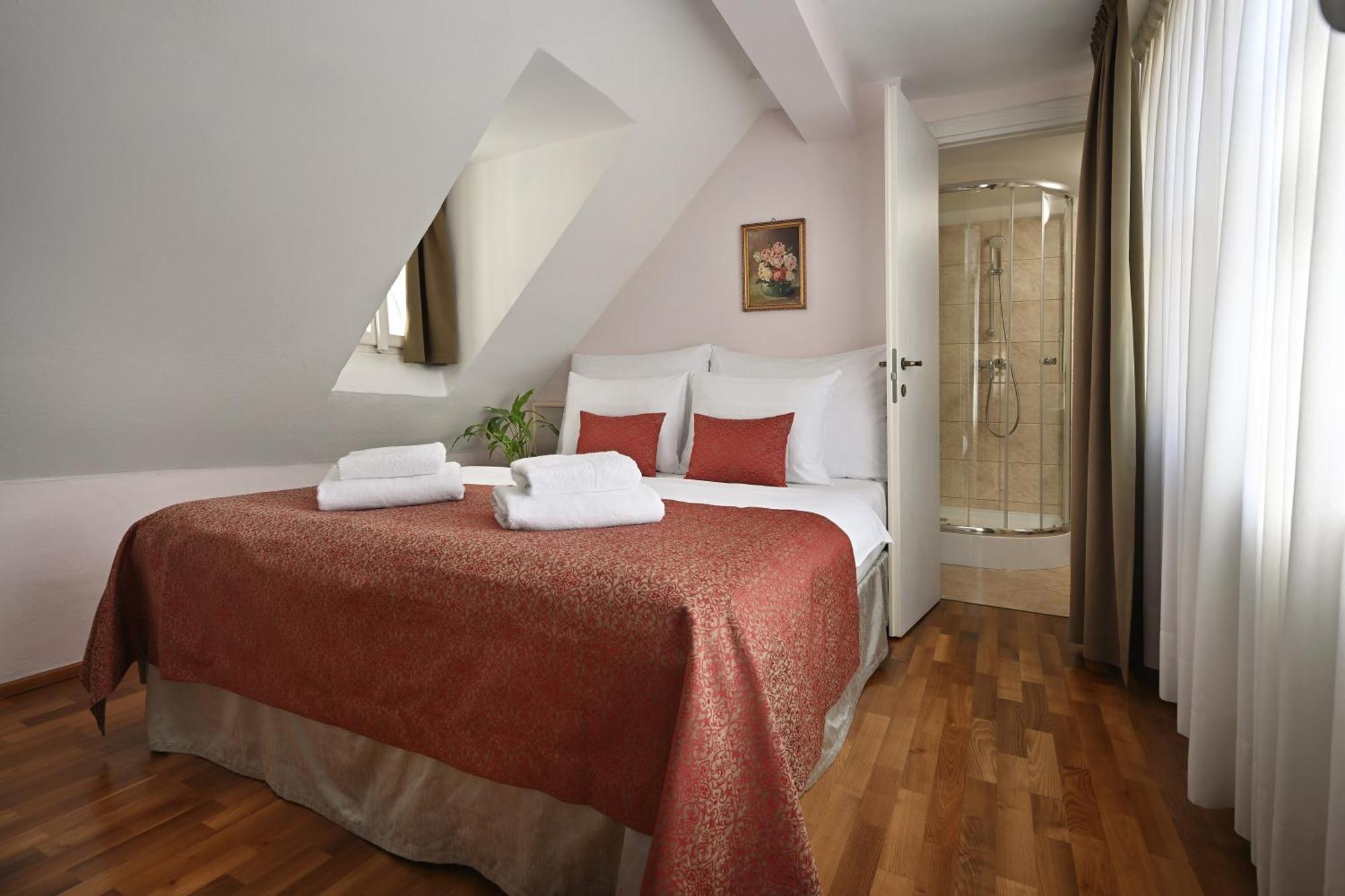 Boutique Residence By Little King Aparthotel 3*