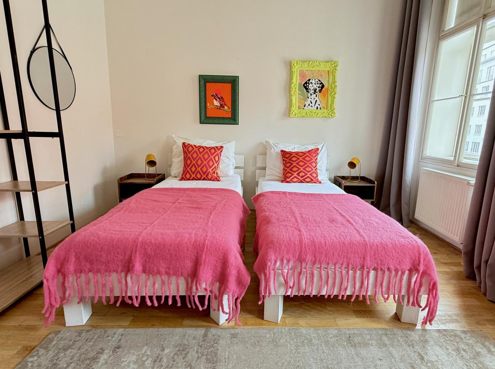 No1 Style & Design Xxl Centre Daire