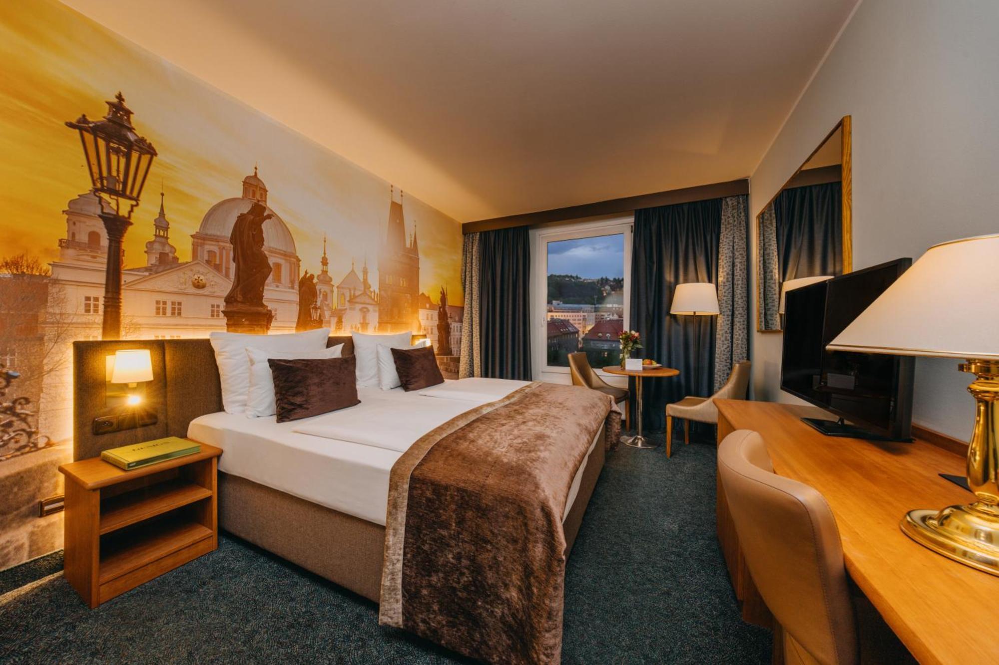 Plaza - Czech - Czech Leading Hotel