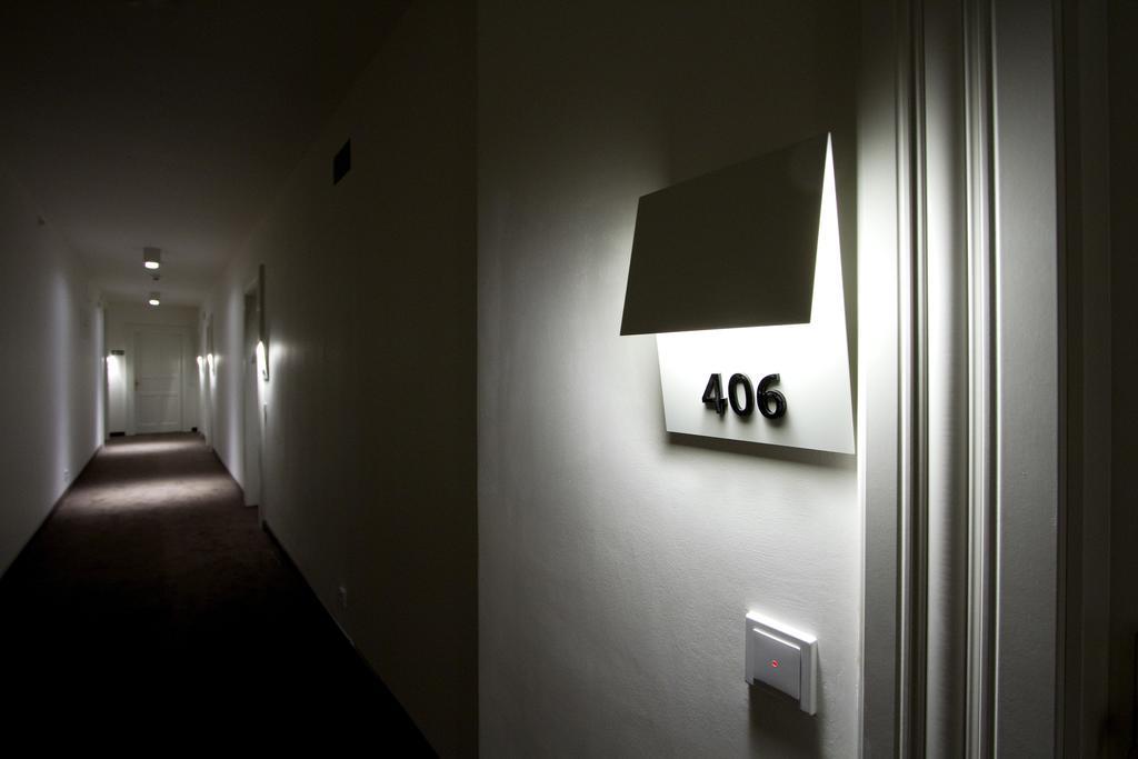Golden Crown Hotel 4*