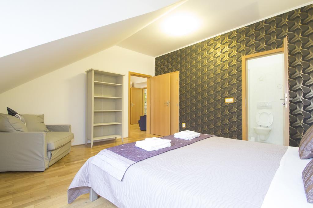 Apartment Old Town Terrace Prague