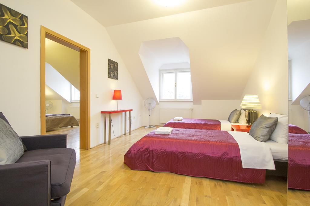 Old Town Terrace Apartment Prague