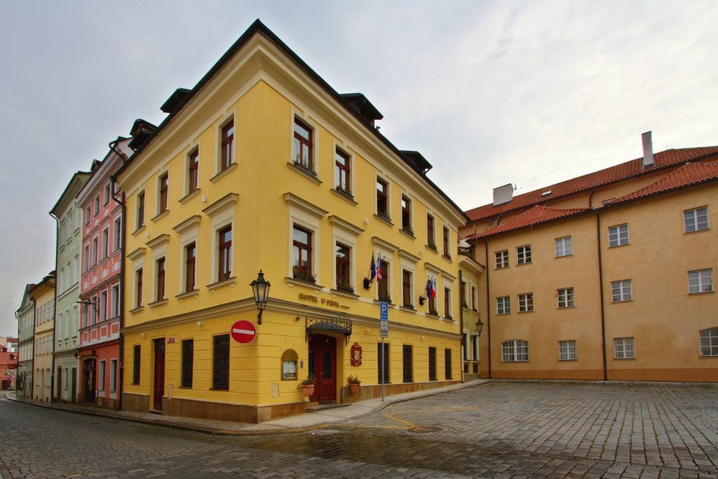 U Pava Otel